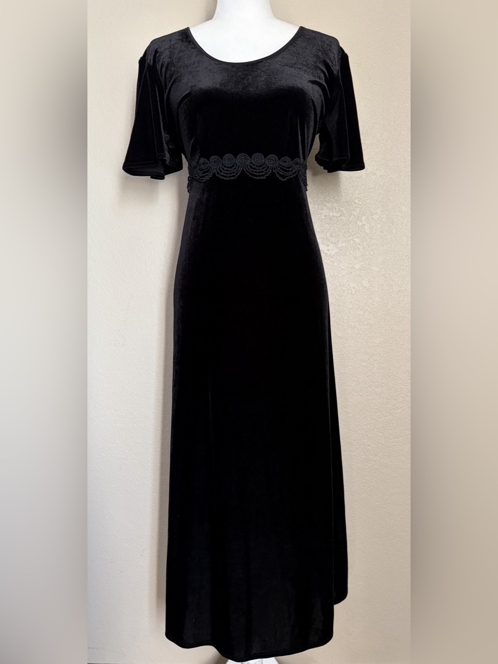 Vintage Mollie Malloy Black Velvet Looped Embroidery Maxi Dress Medium
